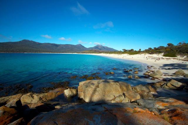 Must Do Day Walks & Treks Around Australia Wineglass Bay, Tasmania