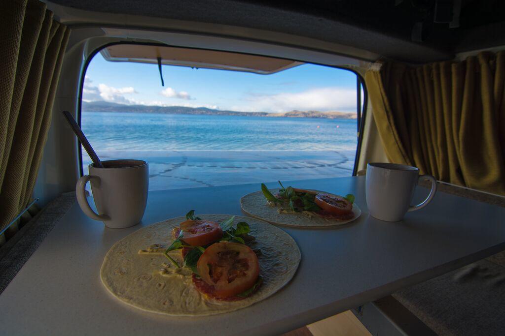 5 Easy and Affordable Meals for Your Camper Adventure 5 Easy And Affordable Meals For Your Camper Adventure - Cruisin Motorhome Rentals Australia