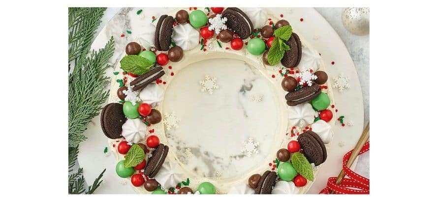 Choc Ripple Christmas Wreath Cake