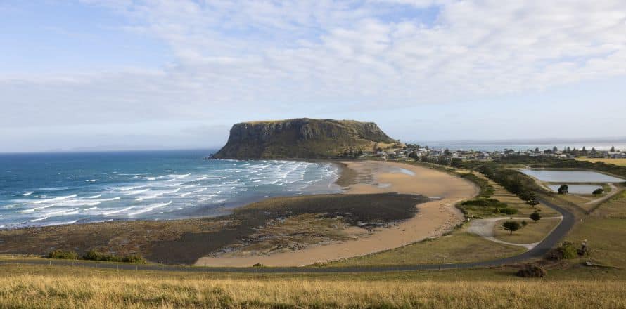 Stanley-Coastal-Charm-Colonial-Legacy