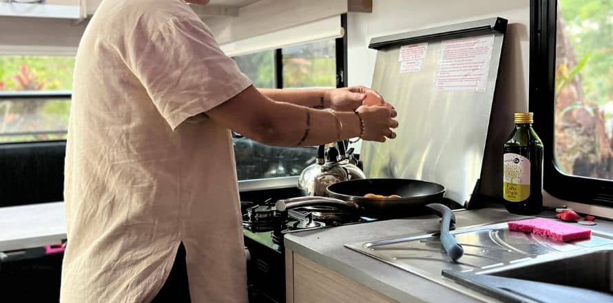 Simple-Meal-Ideas-to-Savor-in-Your-Motorhome