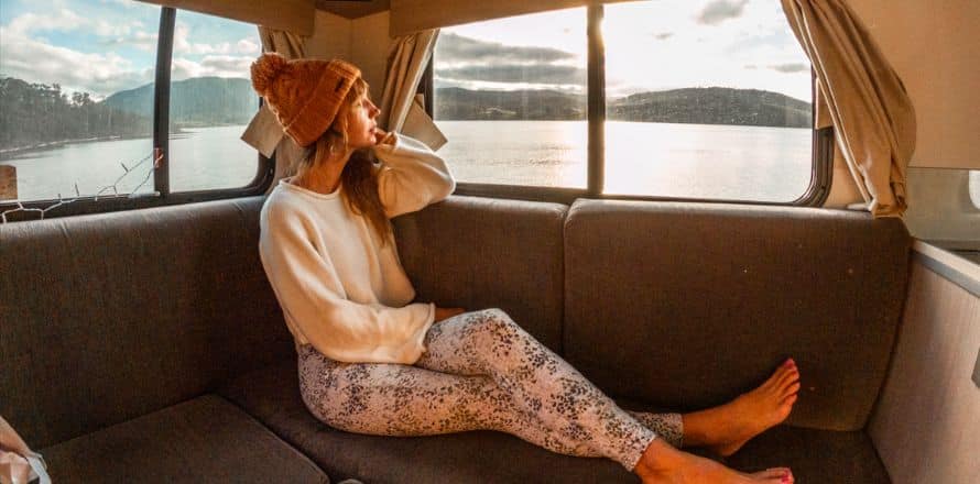 Top Tips for Keeping Warm in Your Motorhome During Winter Road Trips