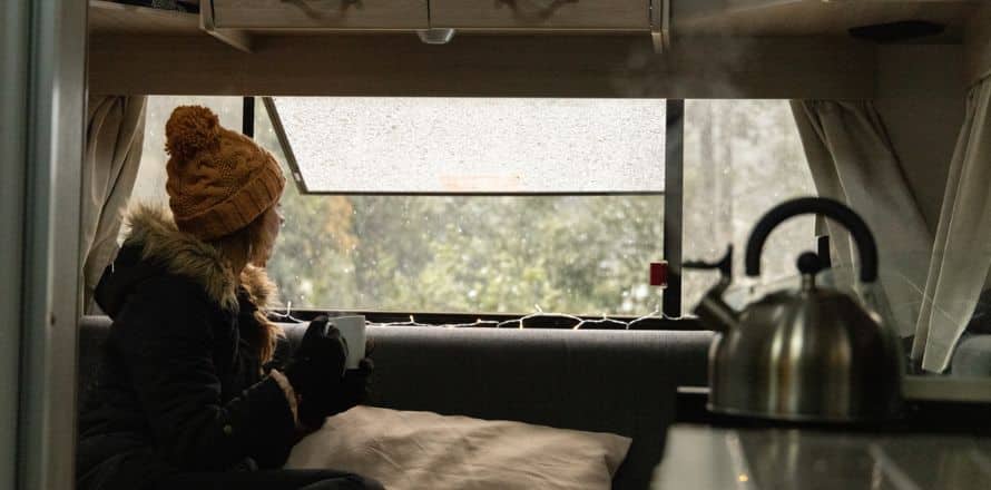 Top Tips for Keeping Warm in Your Motorhome During Winter Road Trips