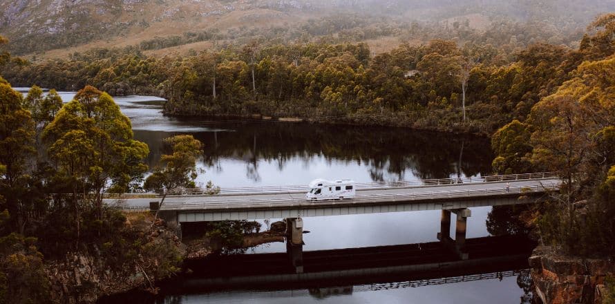 Ways to Save Money on an Autumn Road Trip